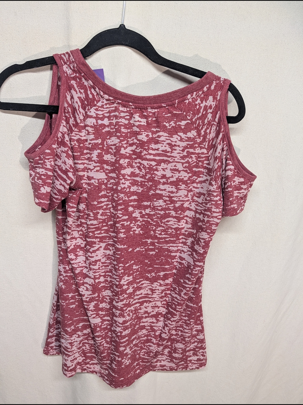 Cold-Shoulder Tee Bundle - Picture 3 of 9